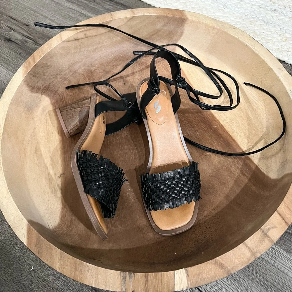 Franco Sarto Heels - Picture 1 of 4